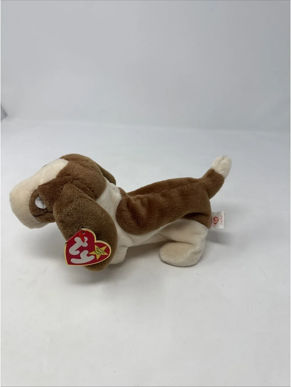 Ty Beanie Babies Tracker Basset Hound Plush w/ Heart Tag, Retired Vintage 1997